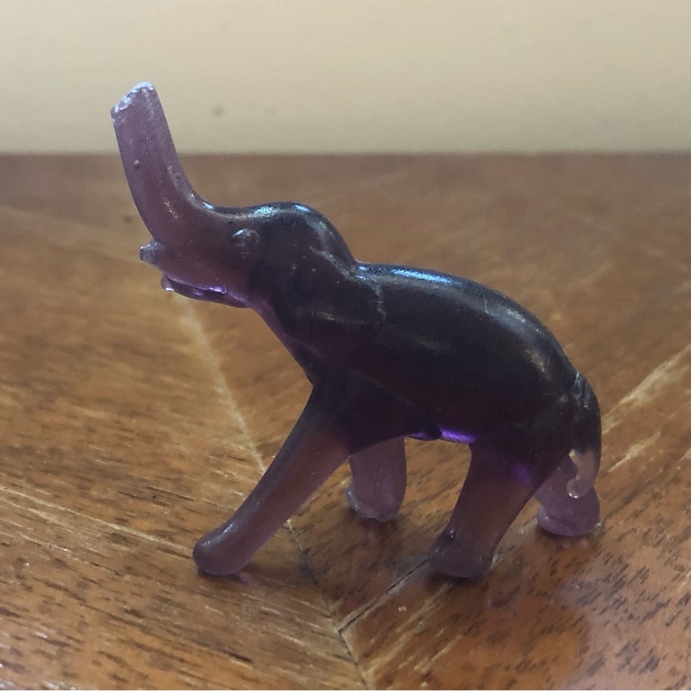 Mini purple elephant